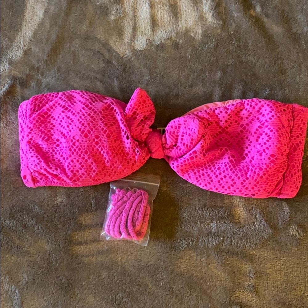 Victoria’s Secret bathing suit top